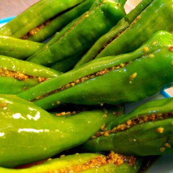 Green Chilli Pickle (हरी मिर्ची अचार)